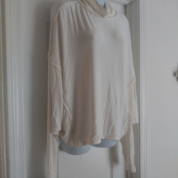 Free People We The Free Alameda Turtleneck Top - Picture 3 of 7